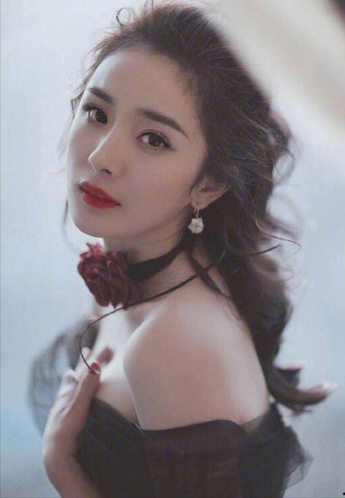 杨幂醉酒吃瓜劲爆视频,娱乐圈风云再起！