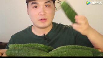 傈僳小伙吃瓜视频在线观看,一场别开生面的民族风情盛宴