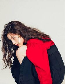 青春吃瓜少女视频,揭秘校园热辣话题背后的故事