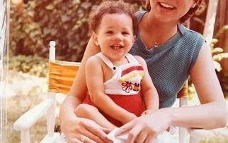 王子小时候吃瓜视频,瓜田里的欢乐时光